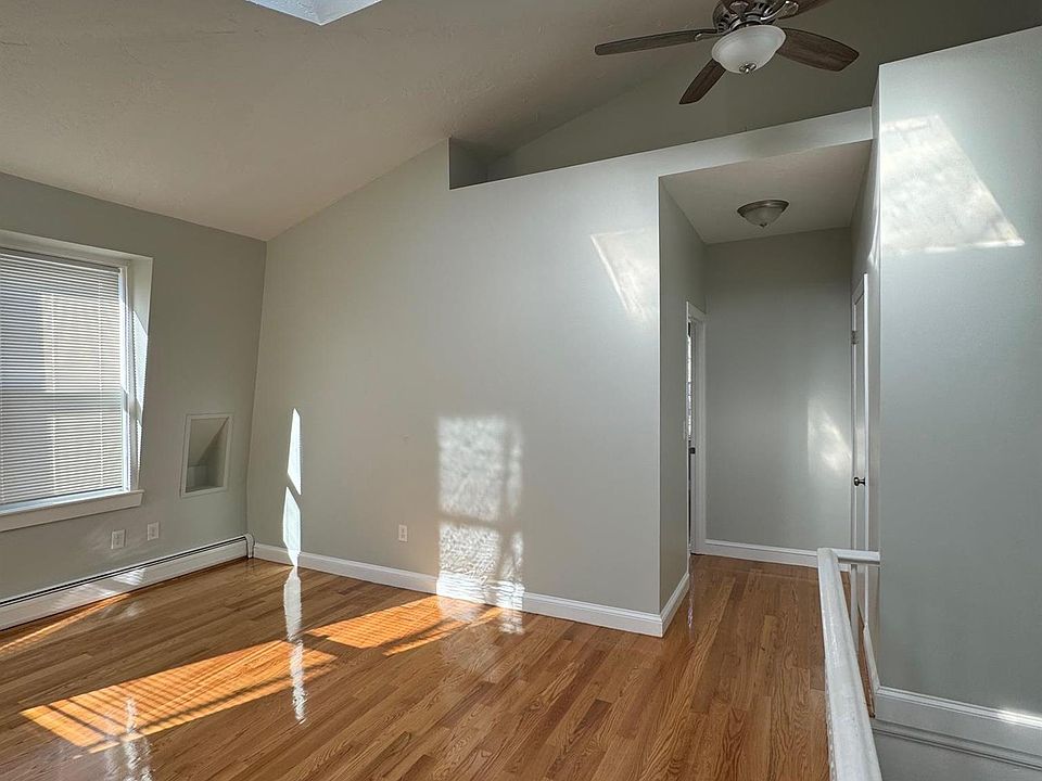1st image of 64 Sacramento St