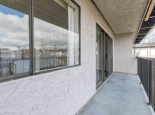 Maple Manor Apartments, Langley, BC V3A 3Y3