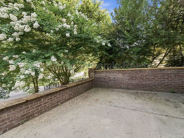 3405 Bidwell Ave — Photo 45