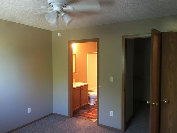 Master Bath and walk in Closet