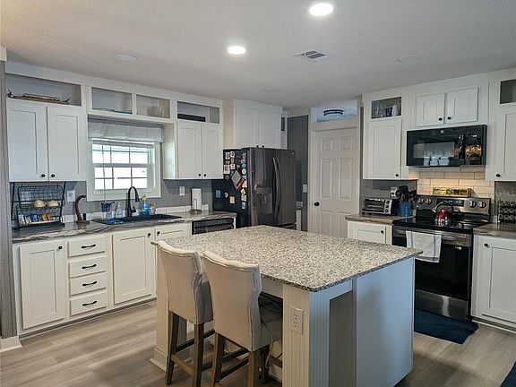 5th image of 8248 WEATHERFORD AVENUE