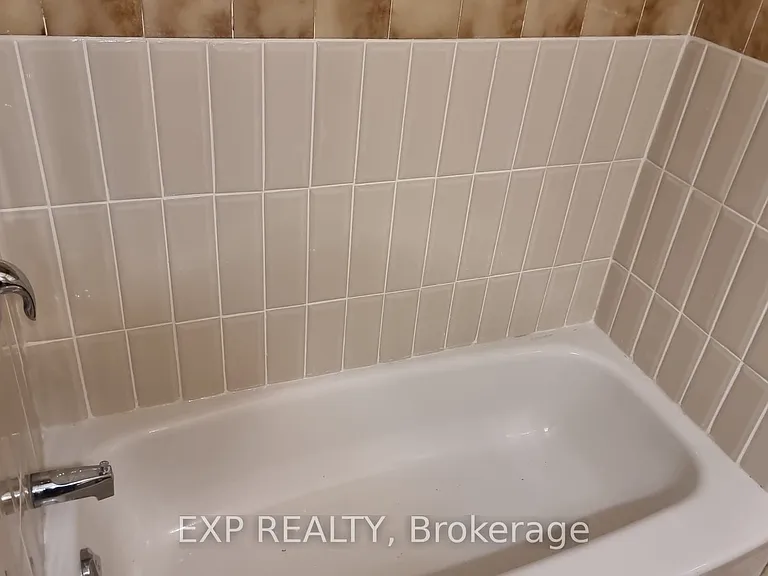 841 Runnymede Rd #2 — Photo 14