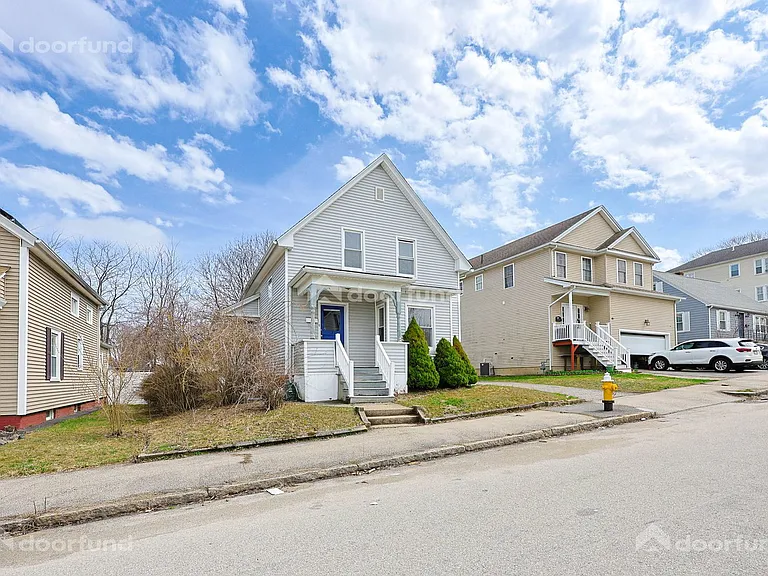 121 Delmont Ave — Photo 1