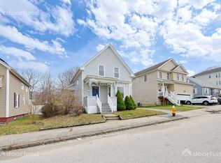 121 Delmont Ave, Worcester, MA 01604