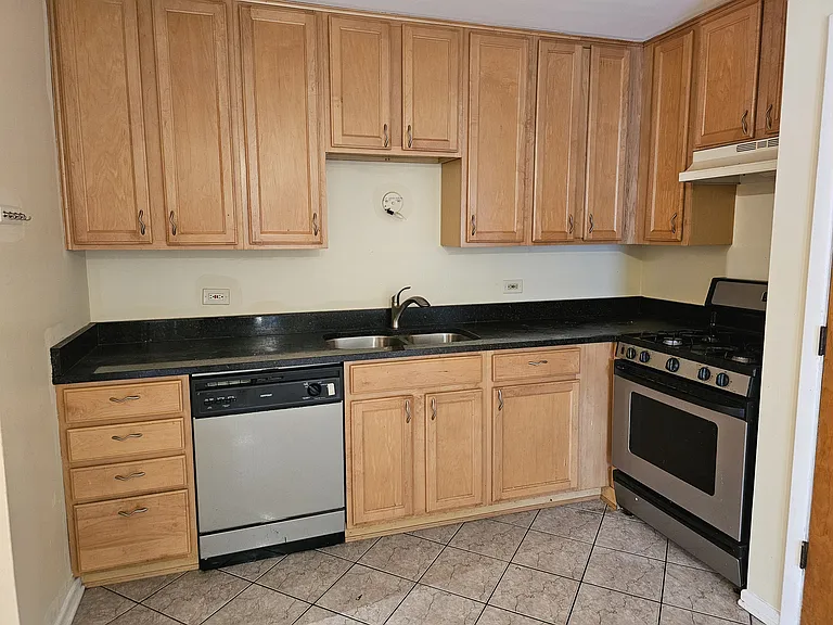3611-3611 Adams St #6 — Photo 6