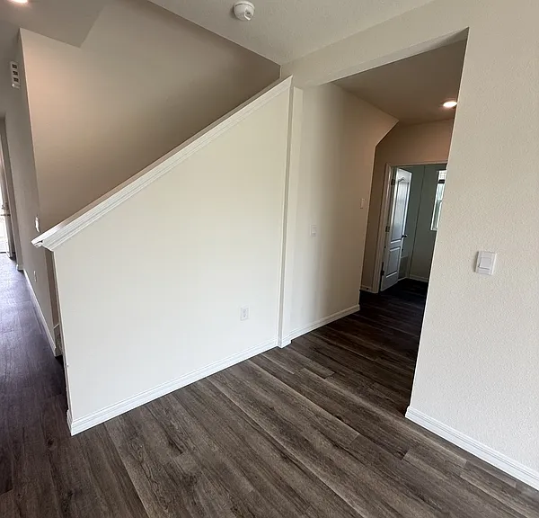 5490 Hayloft Dr — Photo 27