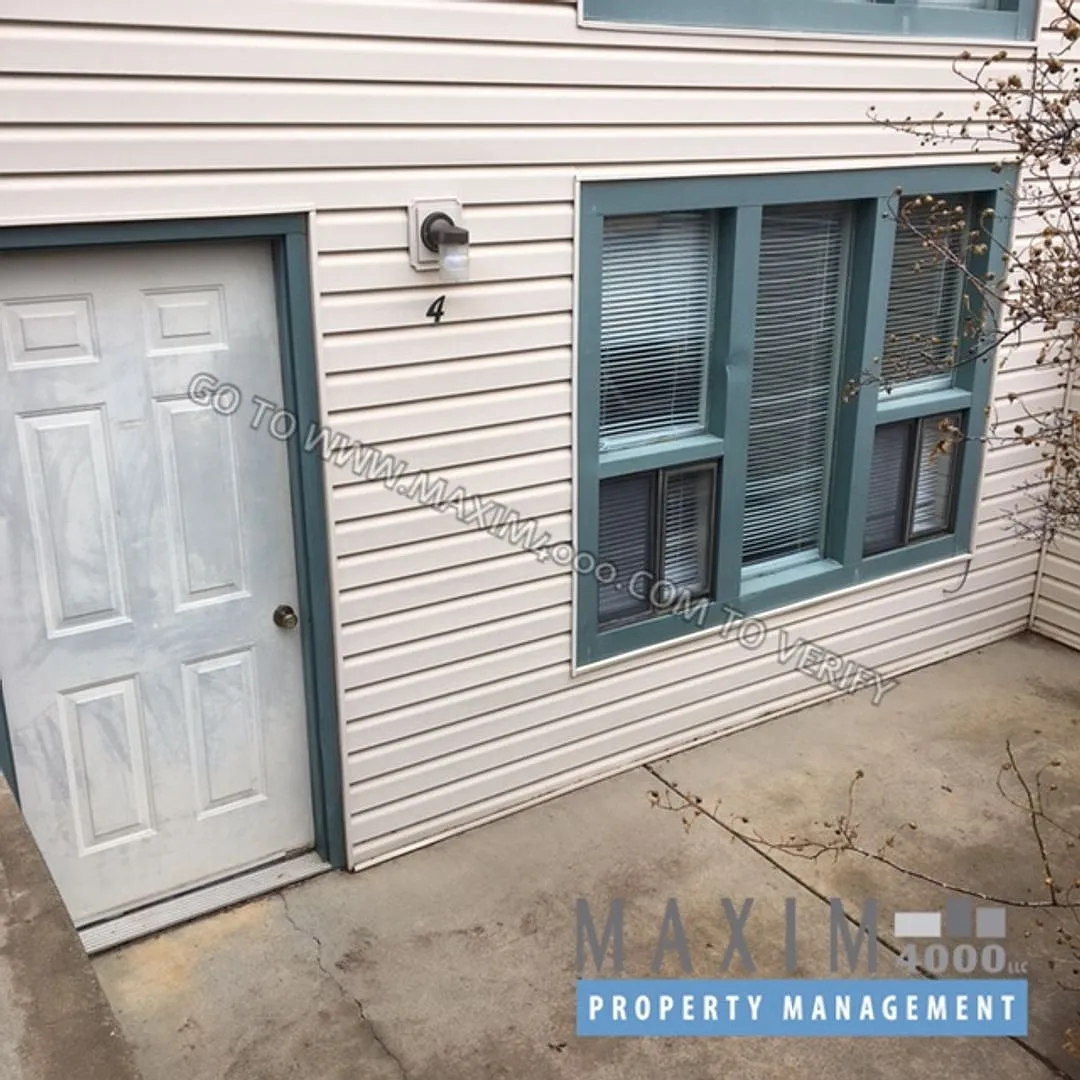 103 Bacon Court — Photo 2