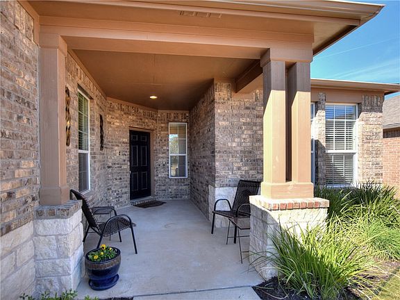 5th image of 315 Bartlett Peak Dr