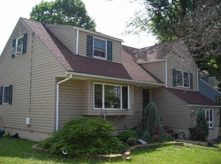 19 Miry Brook Rd, Hamilton, NJ 08690