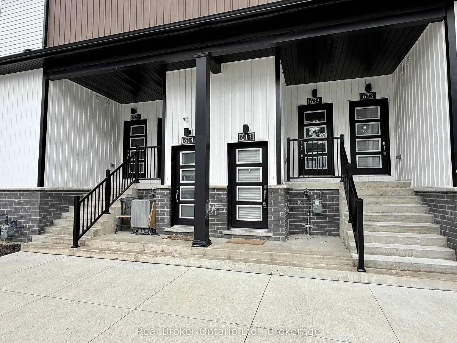 2 bed, $1,850 — Photo 2