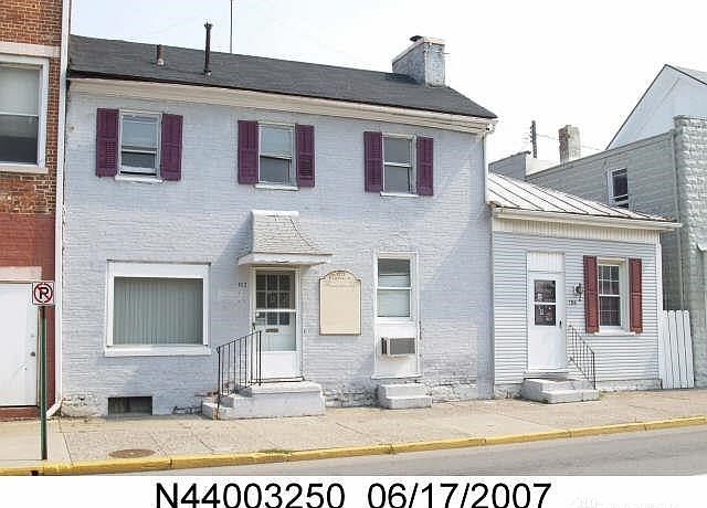 1st image of 102 E Greene St
