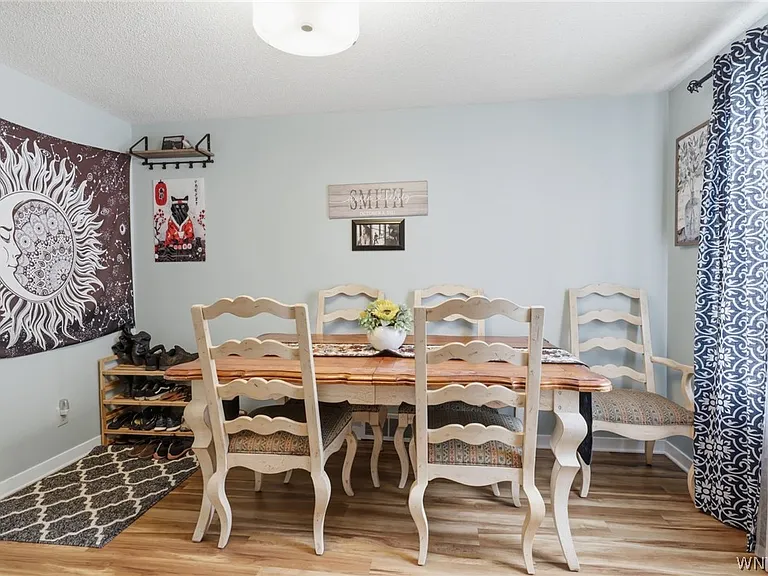 16 Paramount Pkwy — Photo 13