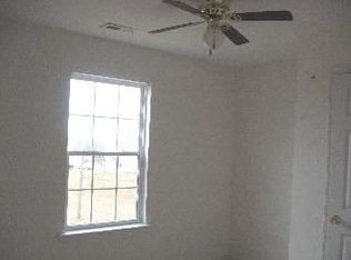 35 Pine Grove Ct, Lagrange, GA 30241