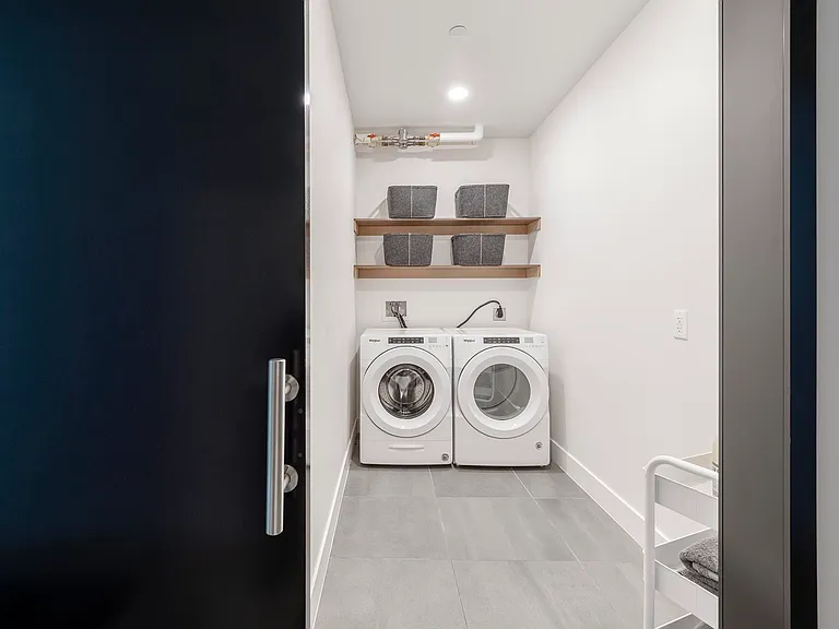 1430 Q Apartments — Photo 47