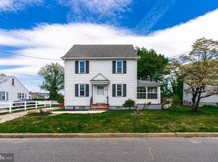 24 N Chester Ave, Riverside, NJ 08075