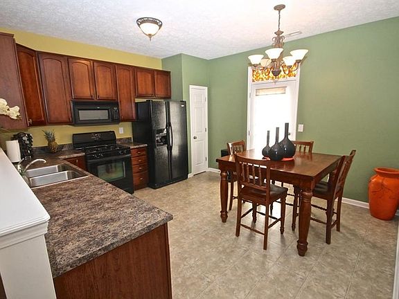 2nd image of 1504 Stanford Dr