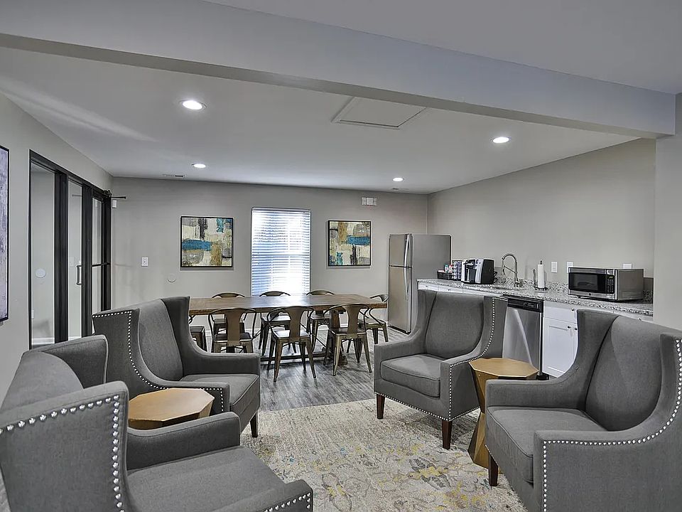 1st image of 1100 Ray Suggs Pl NW #636