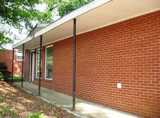 1604 E Cone Blvd, Greensboro, NC 27405