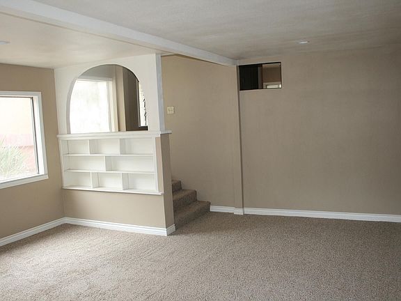 4th image of 258 Blaine St