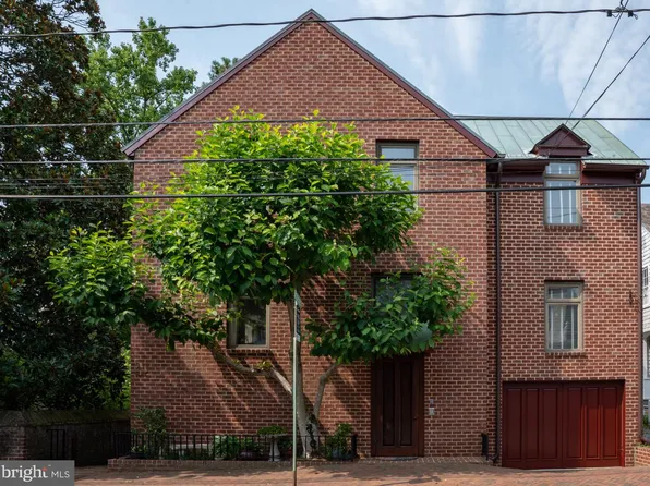 211 King George St #A, Annapolis, MD 21401