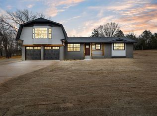 3804 N Countyline Rd, Newcastle, OK 73065