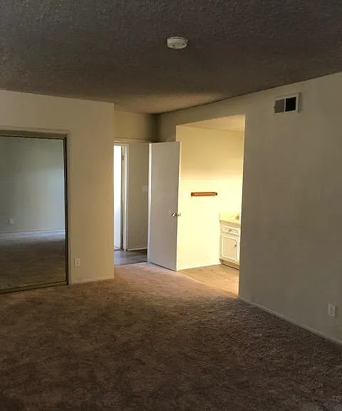 1704 Fern Ave — Photo 14