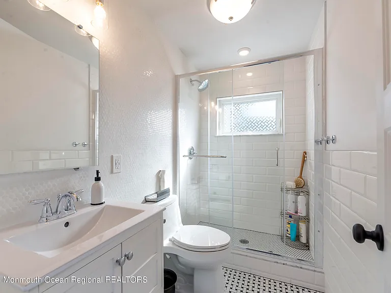 314 7th Ave #2 — Photo 24