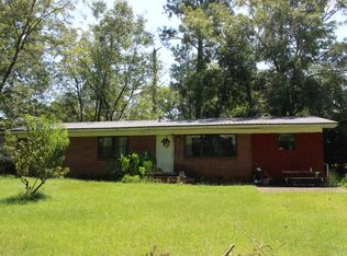 37 Iris Ln, Greenville, AL 36037