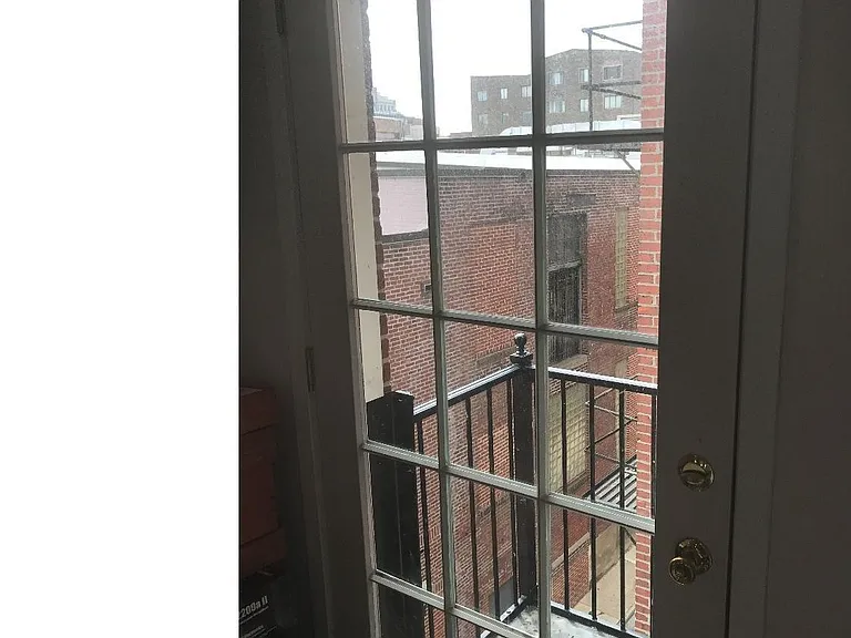 52 N 2nd St #3 — Photo 6