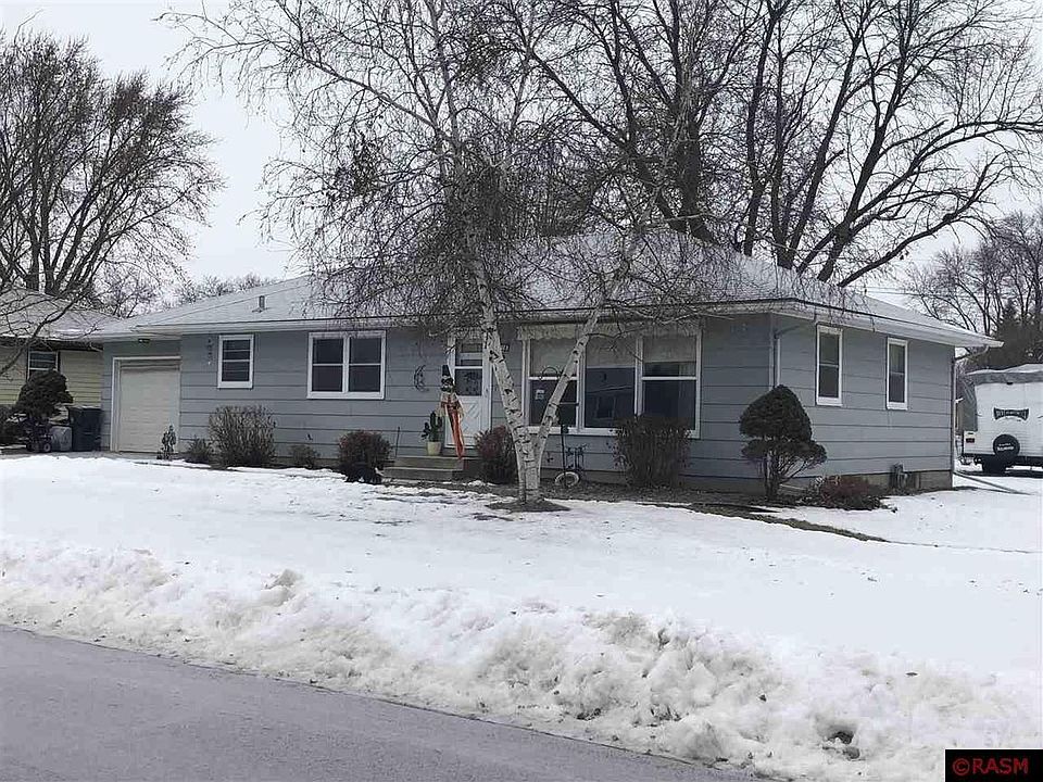 1st image of 216 Capital Dr