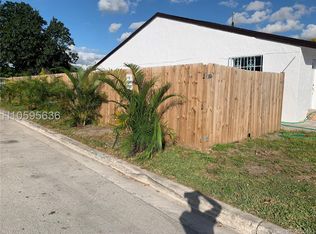 18627 NW 45th Ave, Miami Gardens, FL 33055