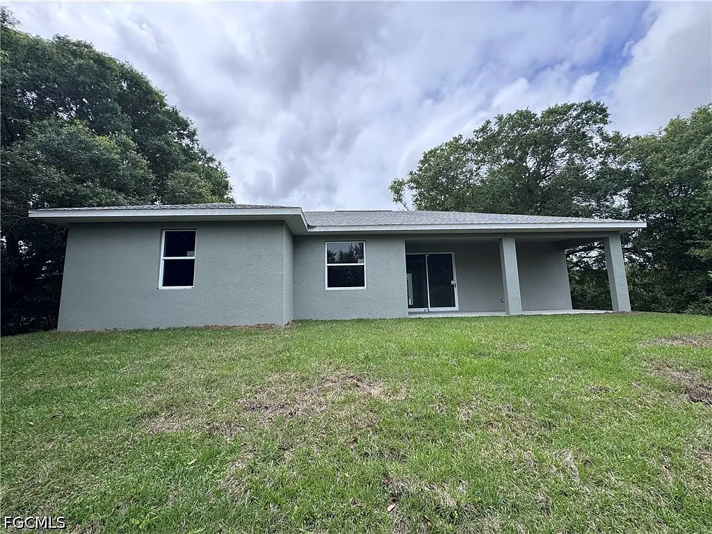 Building Photo - 1305 Andover Dr