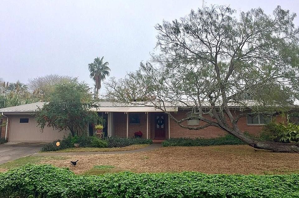 1st image of 235 Montclair Dr