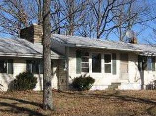 6735 Siebels Rd, Hillsboro, MO 63050