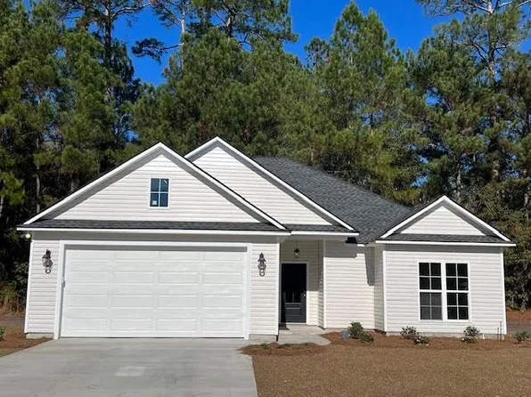 28 Sloans Village Way SE, Moultrie, GA 31768