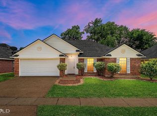 6022 Summerville Ln, Bossier City, LA 71111