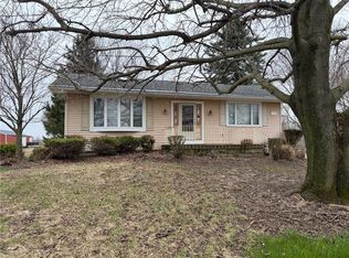 3912 Long Bridge Rd, Albion, NY 14411