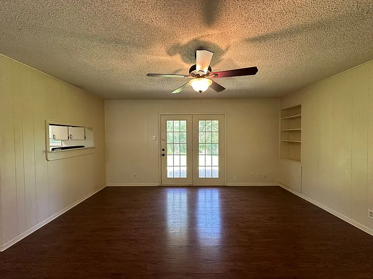8142 Tina Dr — Photo 6