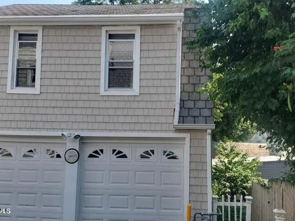 10 Hemlock Ave, Kingston, NY 12401