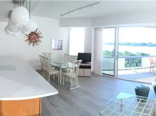 260 Dune Rd, Westhampton Beach, NY 11978