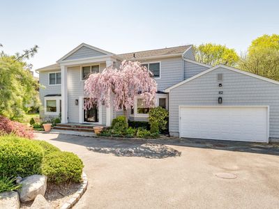 82 Woods Drive, Roslyn, NY, 11576