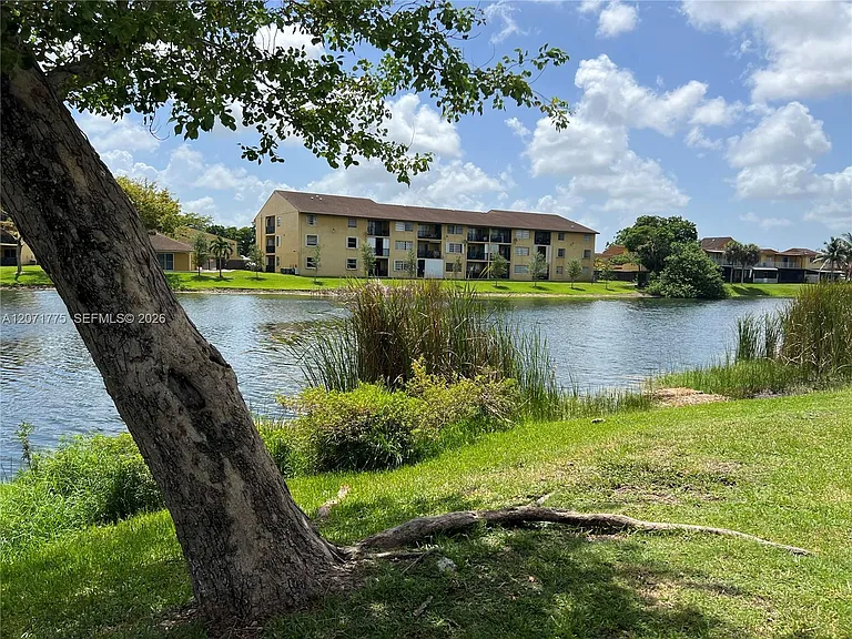 15665 SW 82nd Circle Ln #6-4 — Photo 31