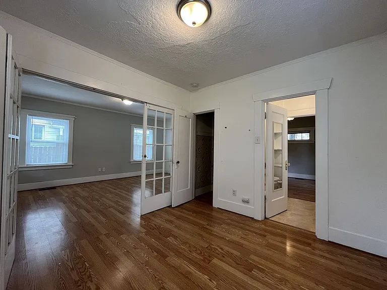 5619 NE 26th Ave — Photo 23