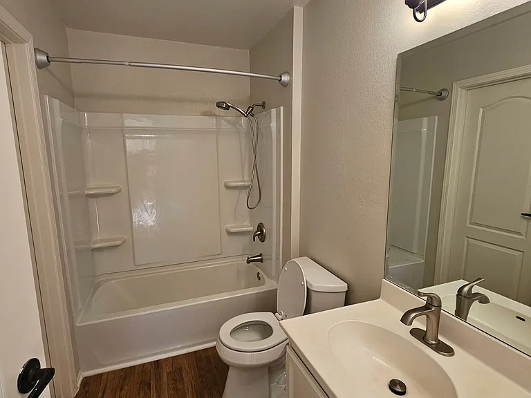 12091 Alta Carmel Ct #10 — Photo 7