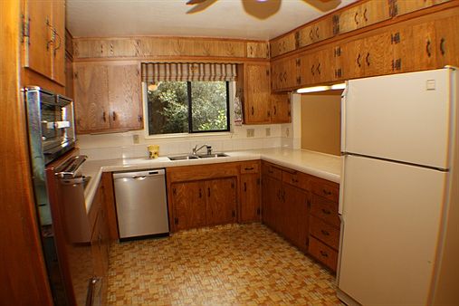 5th image of 3582 Jomar Dr