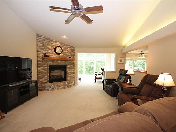 2nd image of 21 Beaty Ln