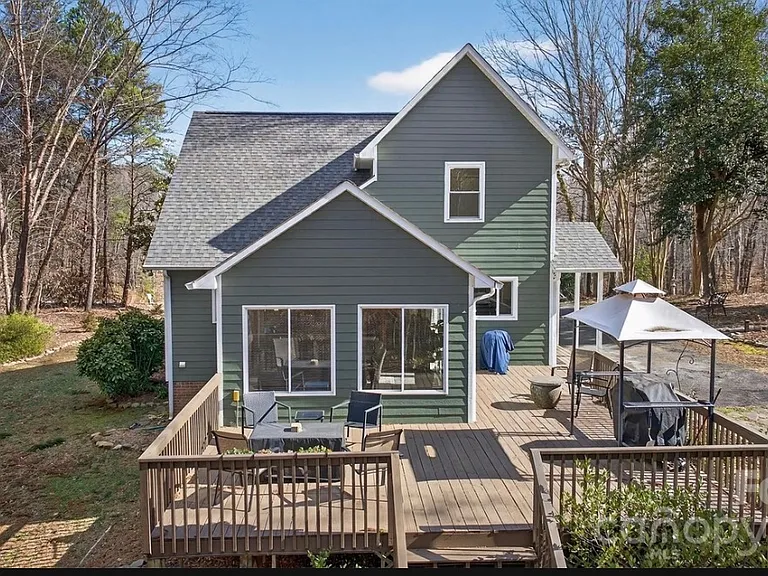 1665 Sherwood Ct — Photo 4