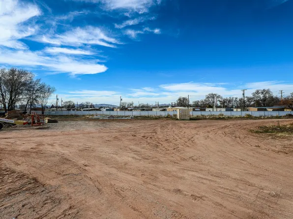 1045 N Main St, Cedar City, UT 84721