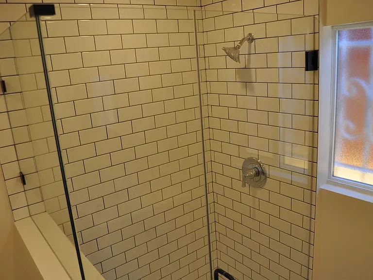 3701 S Saint Andrews Pl #1 — Photo 18