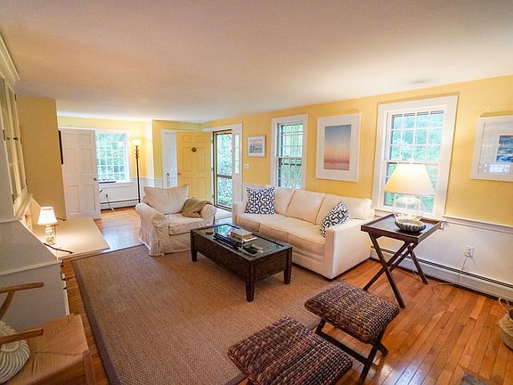 5th image of 8 School House Vlg